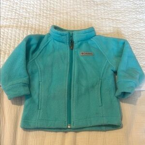 Columbia Blue Puffer Jacket with Full Zip and Stand Up Collar